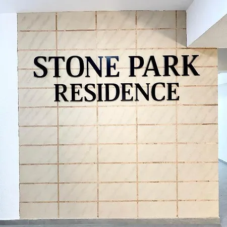 Moonrise Apartment *